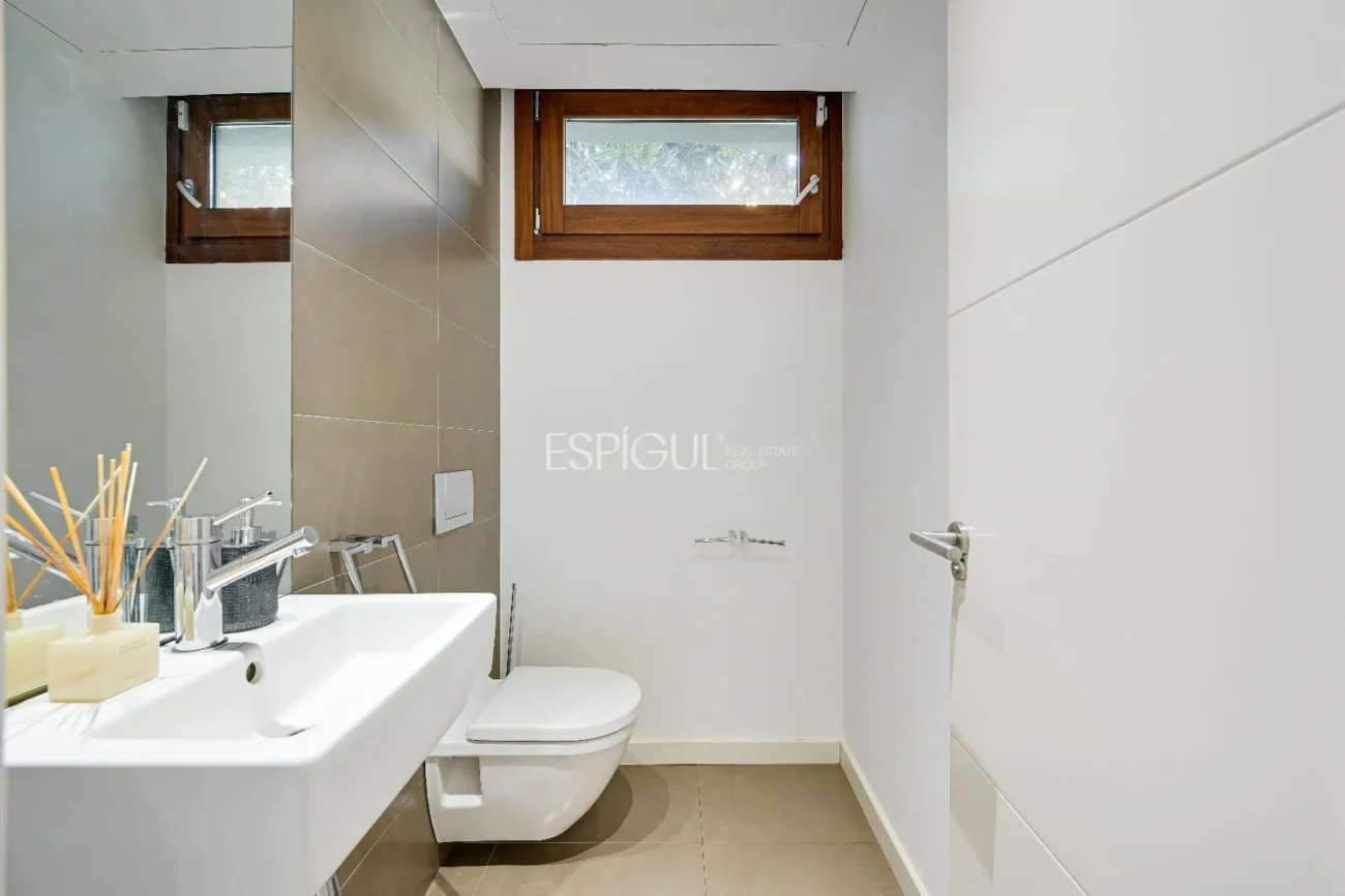 Maison design exclusive à vendre sur le golf de Sant Cugat