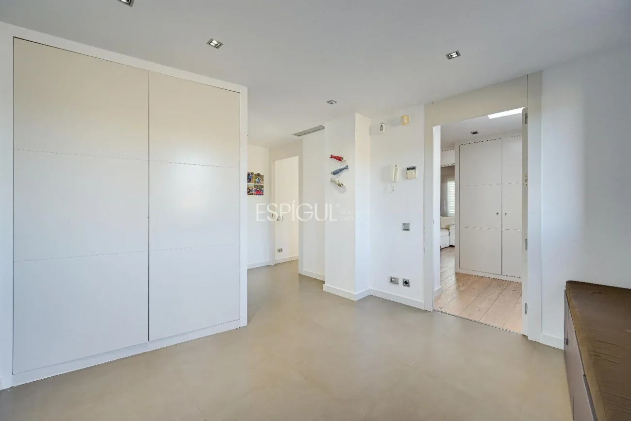 Maison design exclusive à vendre sur le golf de Sant Cugat