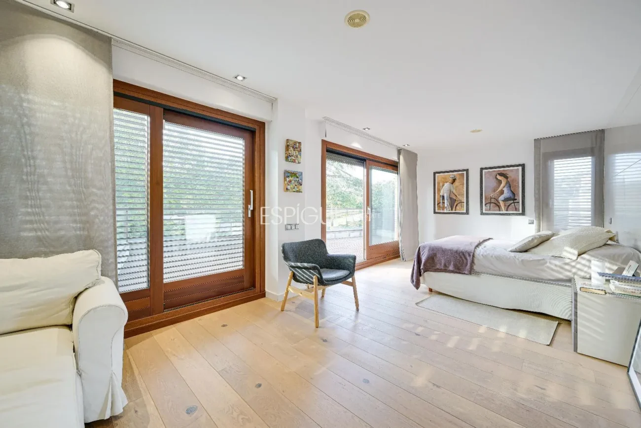 Maison design exclusive à vendre sur le golf de Sant Cugat