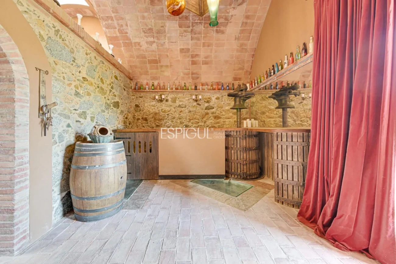 Exklusives historisches Haus in Alella mit Meerblick und touristischer Lizenz