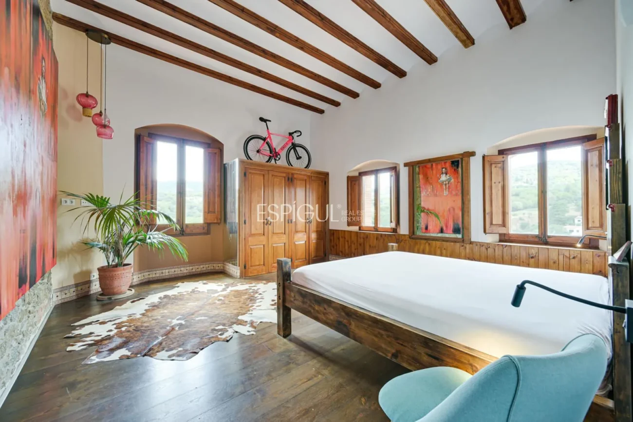 Exklusives historisches Haus in Alella mit Meerblick und touristischer Lizenz