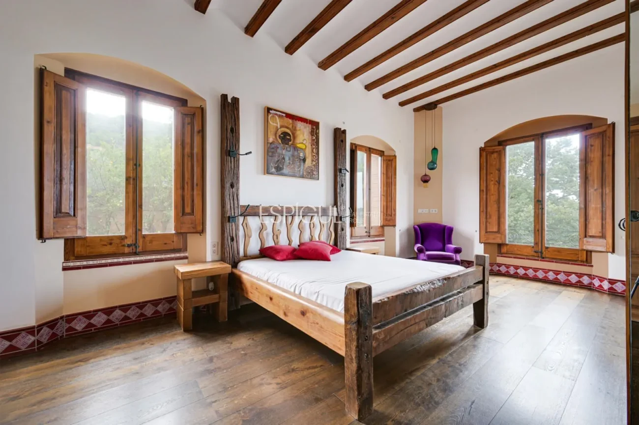 Exklusives historisches Haus in Alella mit Meerblick und touristischer Lizenz