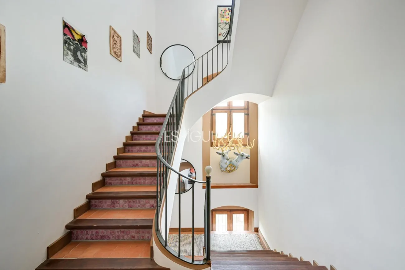 Exklusives historisches Haus in Alella mit Meerblick und touristischer Lizenz