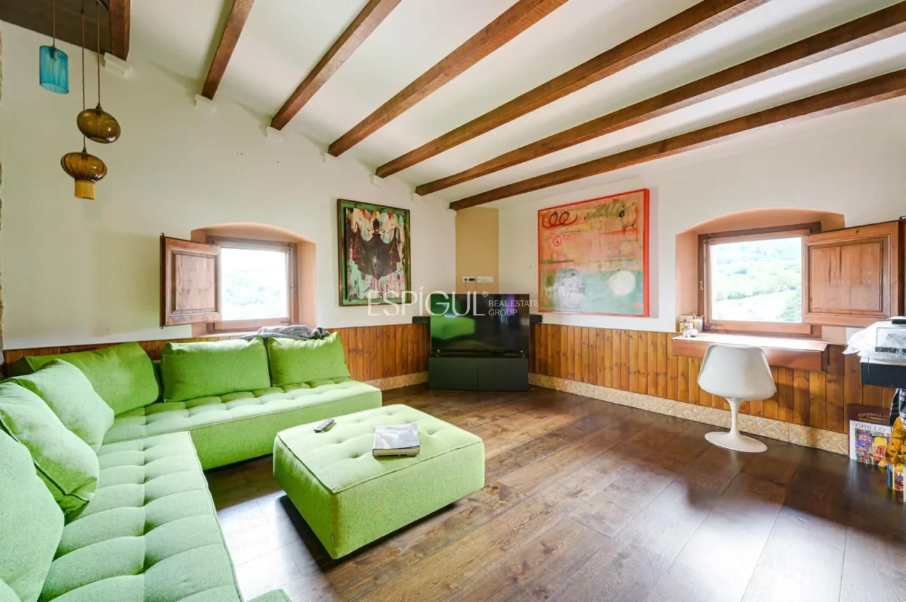 Exklusives historisches Haus in Alella mit Meerblick und touristischer Lizenz