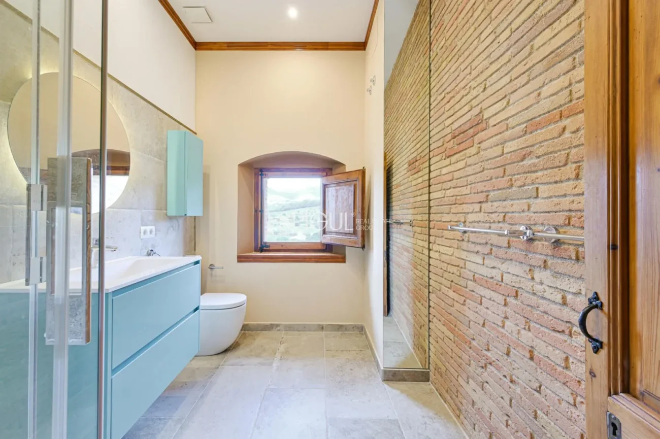 Exklusives historisches Haus in Alella mit Meerblick und touristischer Lizenz