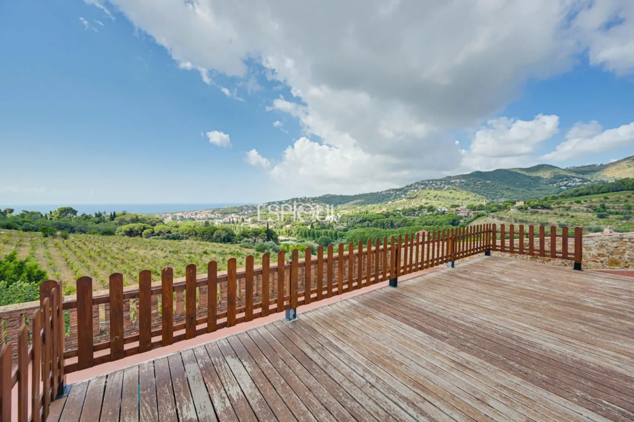 Exklusives historisches Haus in Alella mit Meerblick und touristischer Lizenz