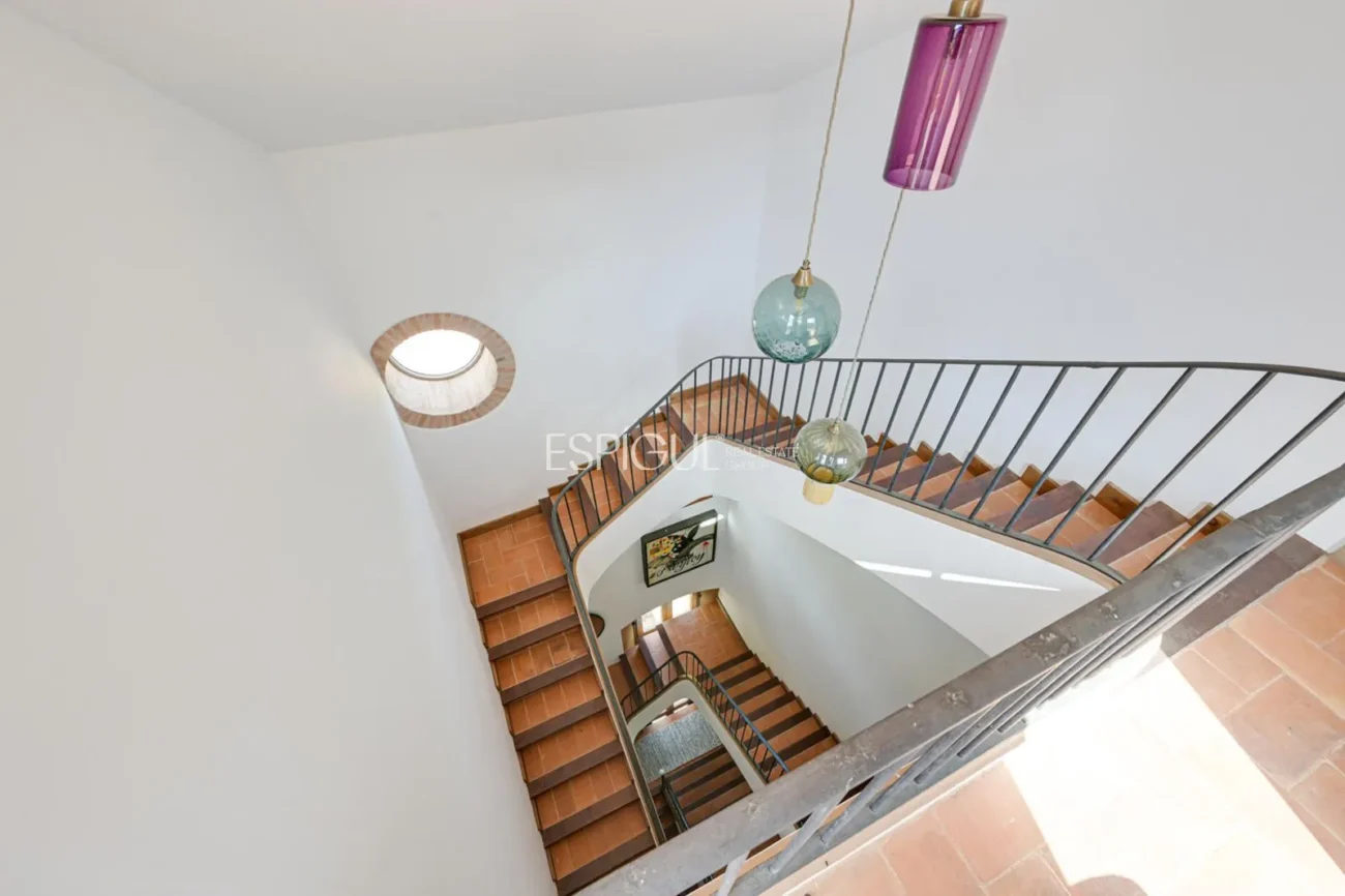 Exklusives historisches Haus in Alella mit Meerblick und touristischer Lizenz