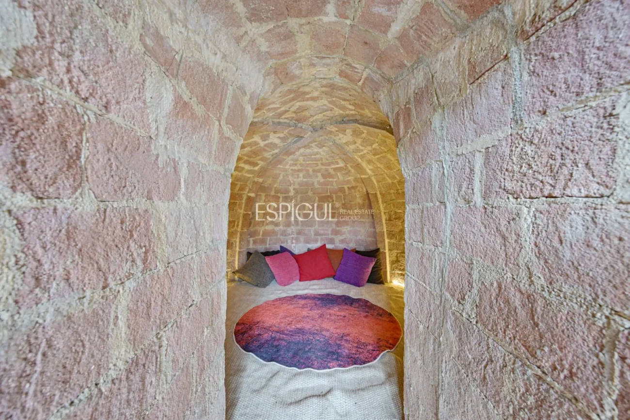Exklusives historisches Haus in Alella mit Meerblick und touristischer Lizenz