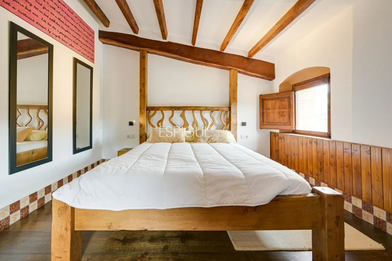 Exklusives historisches Haus in Alella mit Meerblick und touristischer Lizenz