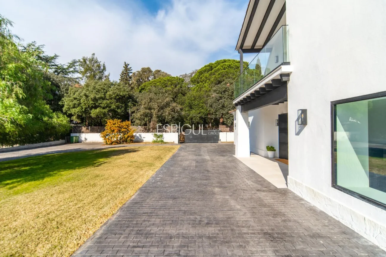 Maison exclusive restaurée avec de grandes qualités sur le golf de Sant Andreu de Llavaneres