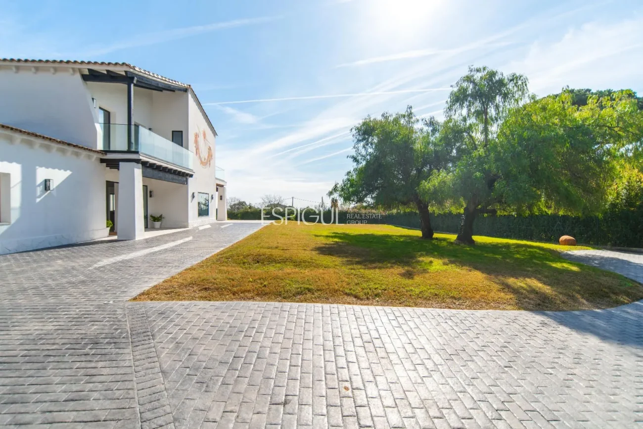 Maison exclusive restaurée avec de grandes qualités sur le golf de Sant Andreu de Llavaneres