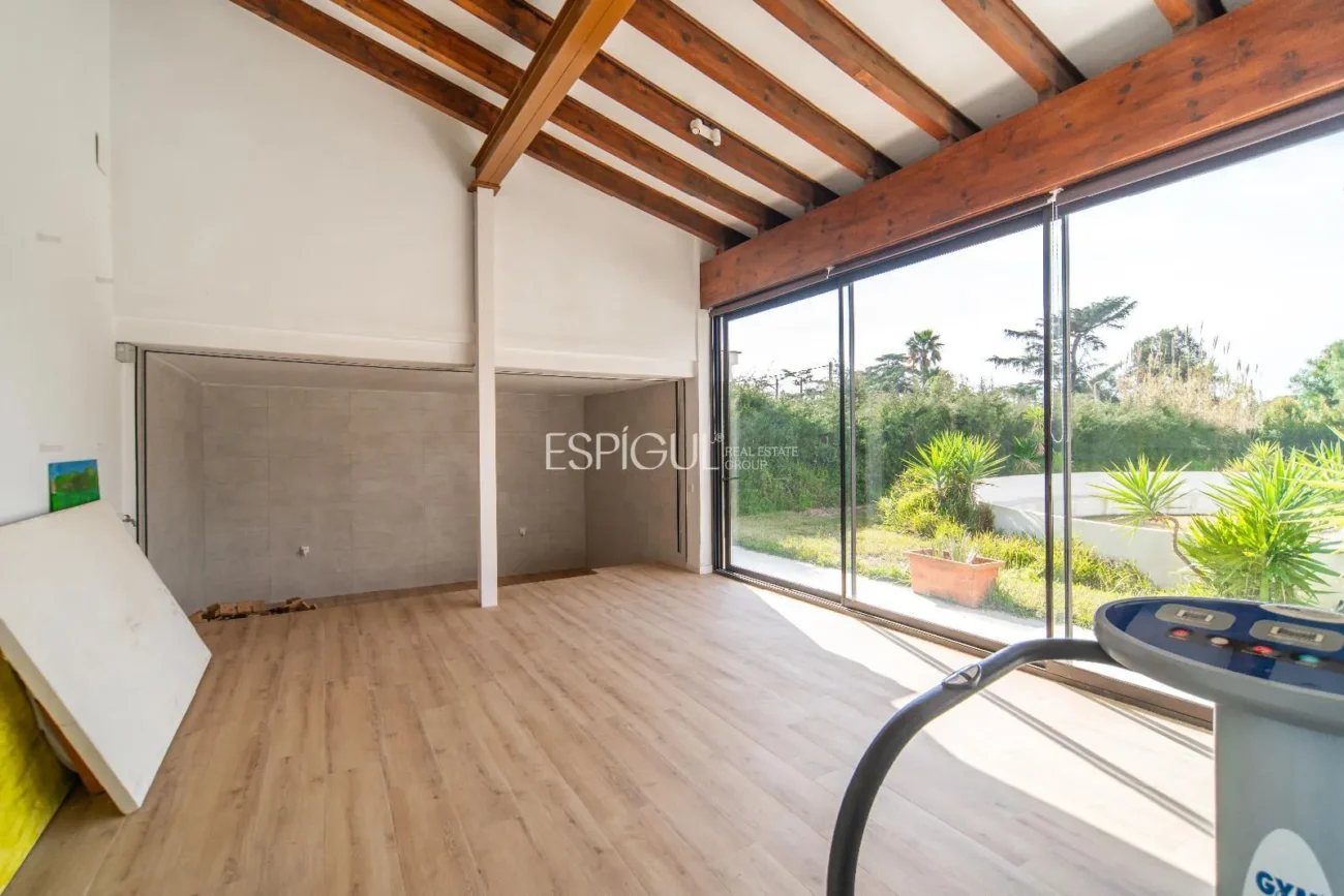 Maison exclusive restaurée avec de grandes qualités sur le golf de Sant Andreu de Llavaneres