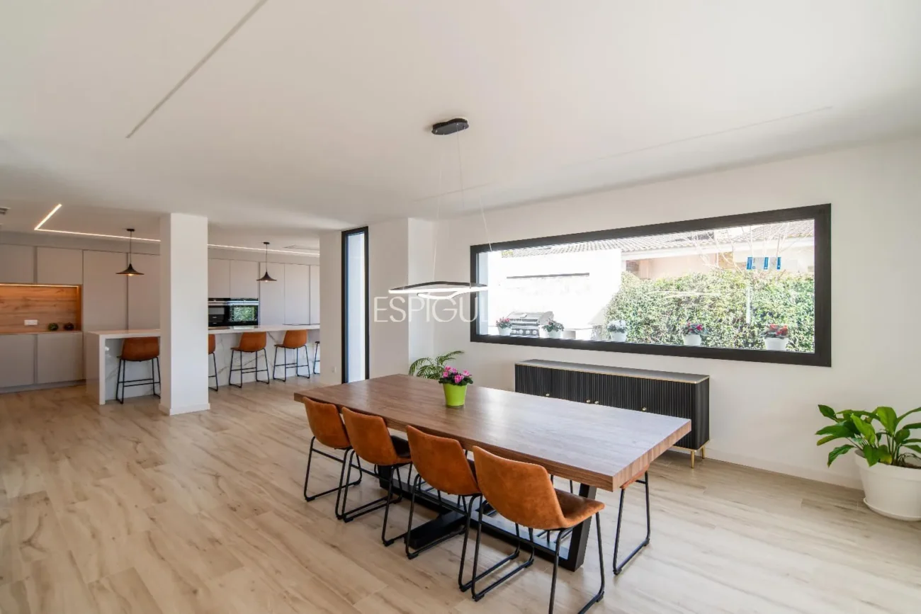 Maison exclusive restaurée avec de grandes qualités sur le golf de Sant Andreu de Llavaneres