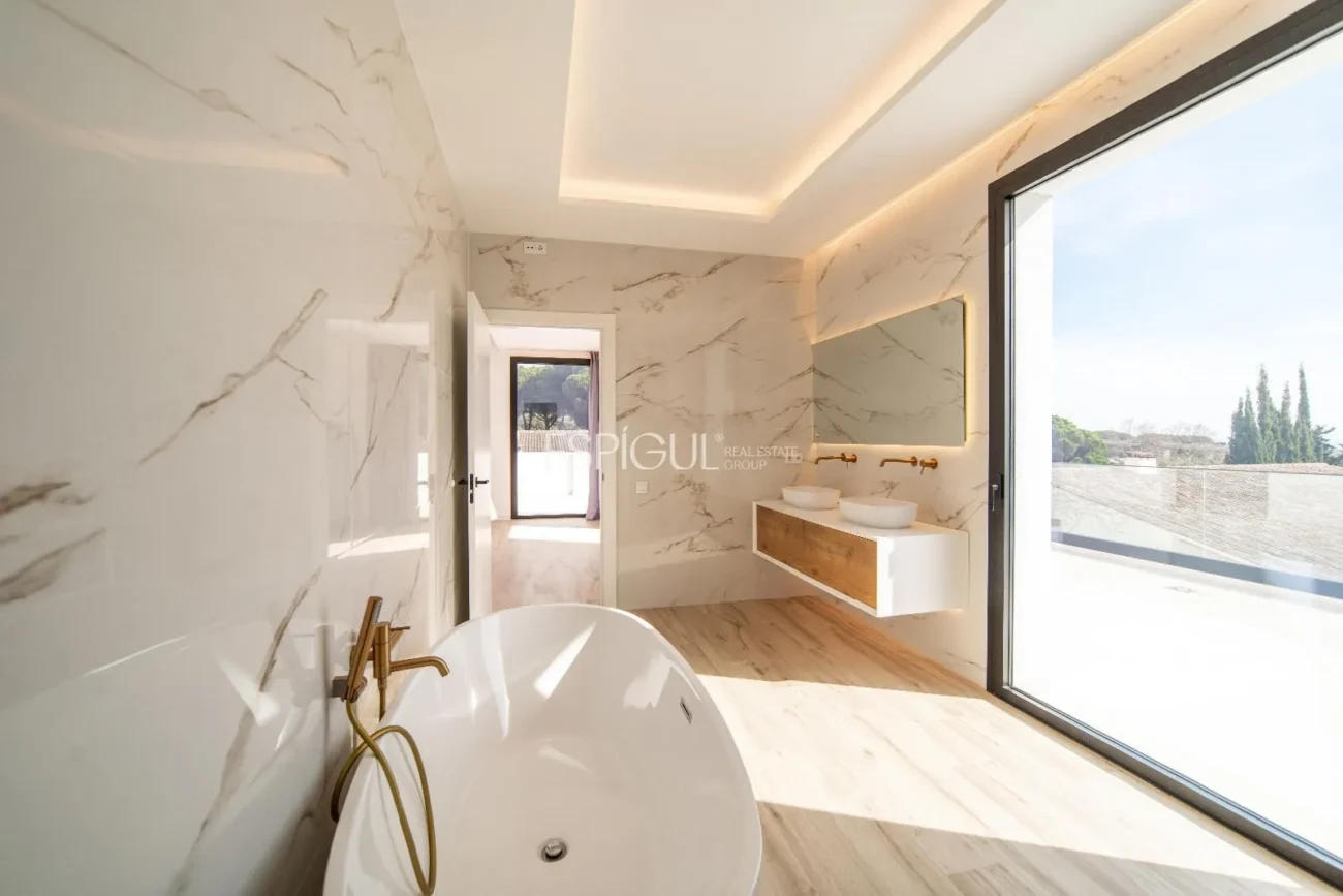 Maison exclusive restaurée avec de grandes qualités sur le golf de Sant Andreu de Llavaneres