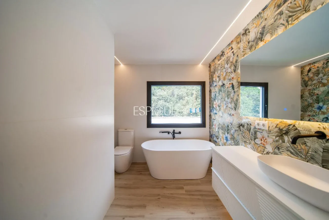 Maison exclusive restaurée avec de grandes qualités sur le golf de Sant Andreu de Llavaneres
