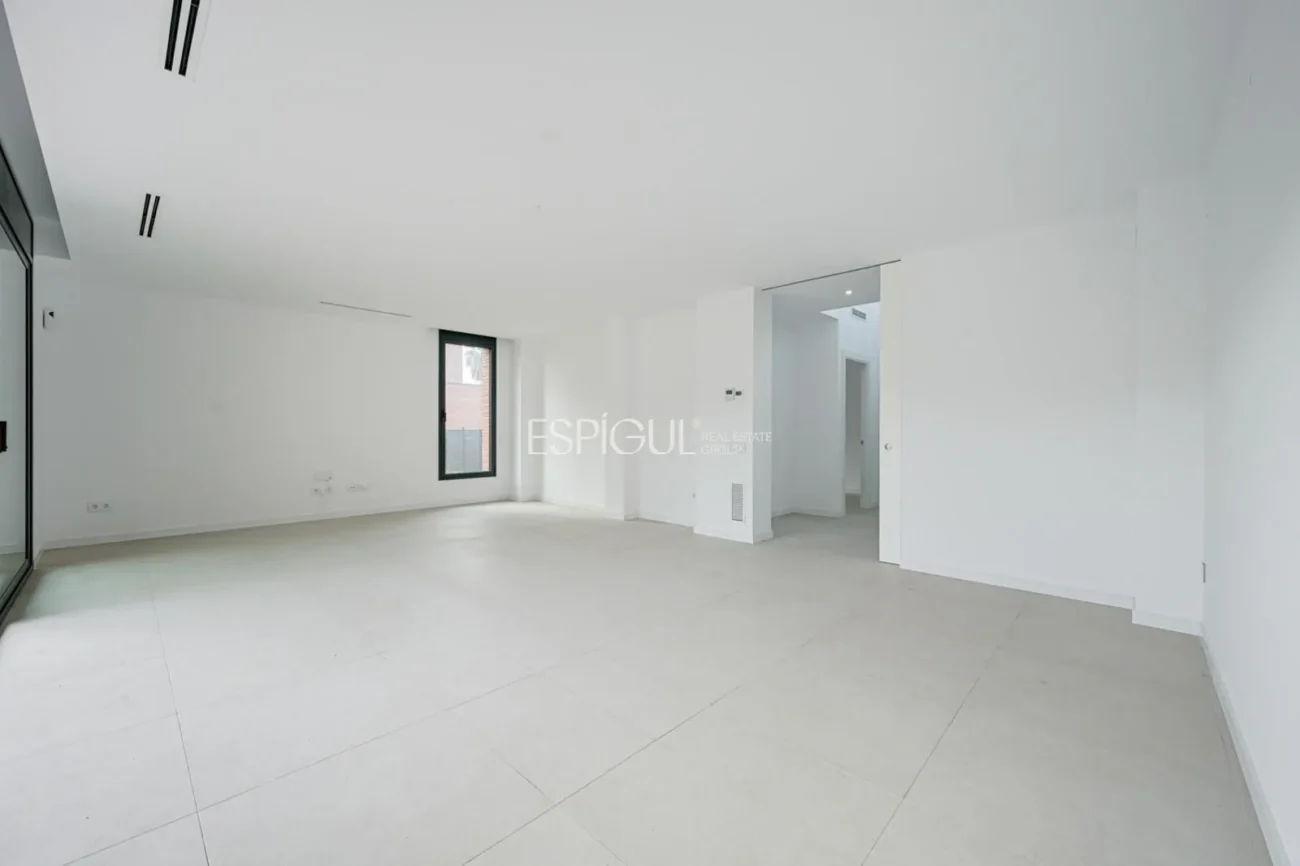 Maison exclusive de nouvelle construction avec piscine privée à louer à Can Quirze, Mataró