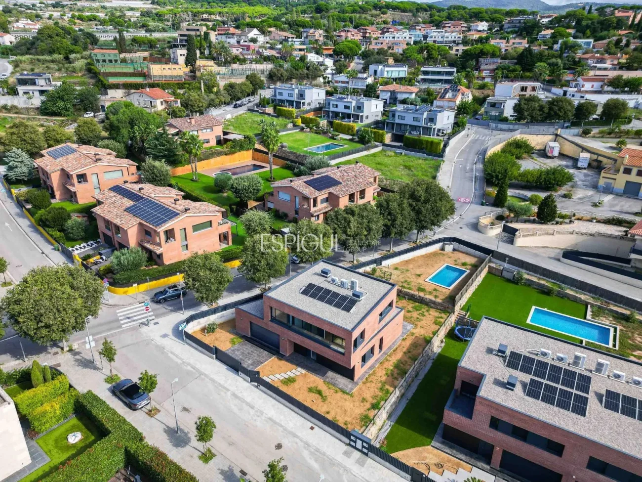 Maison exclusive de nouvelle construction avec piscine privée à louer à Can Quirze, Mataró