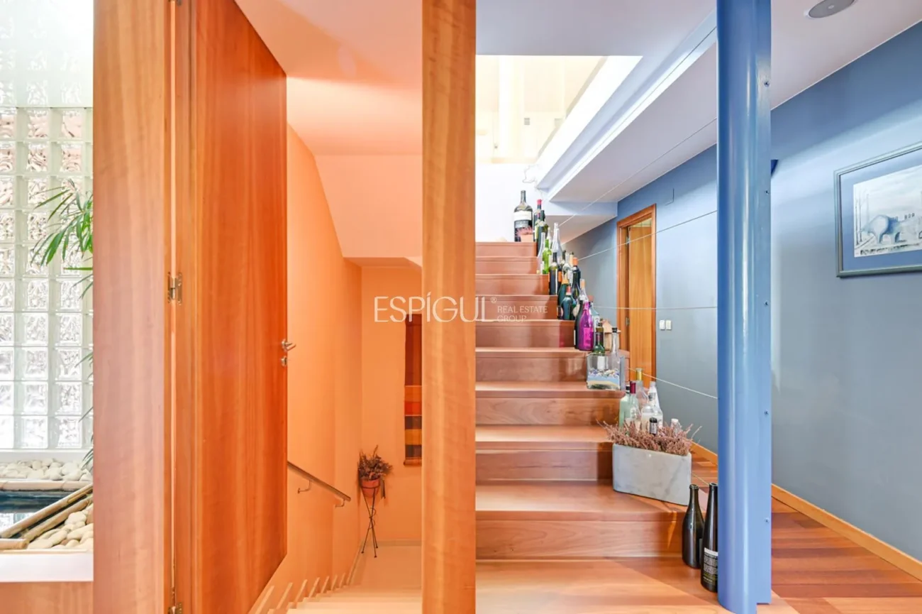 Résidence exclusive avec jardin, piscine et grands espaces à Sarrià