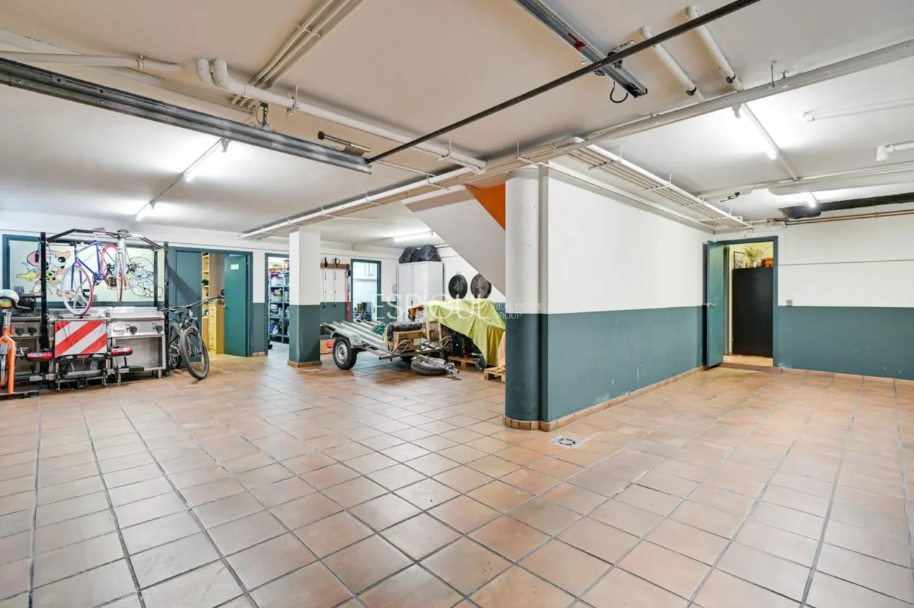 Résidence exclusive avec jardin, piscine et grands espaces à Sarrià
