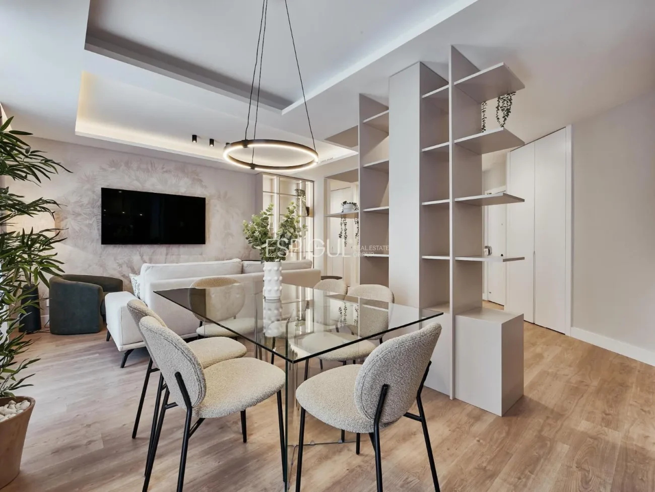 Logement extérieur exclusif dans la rue Alcántara