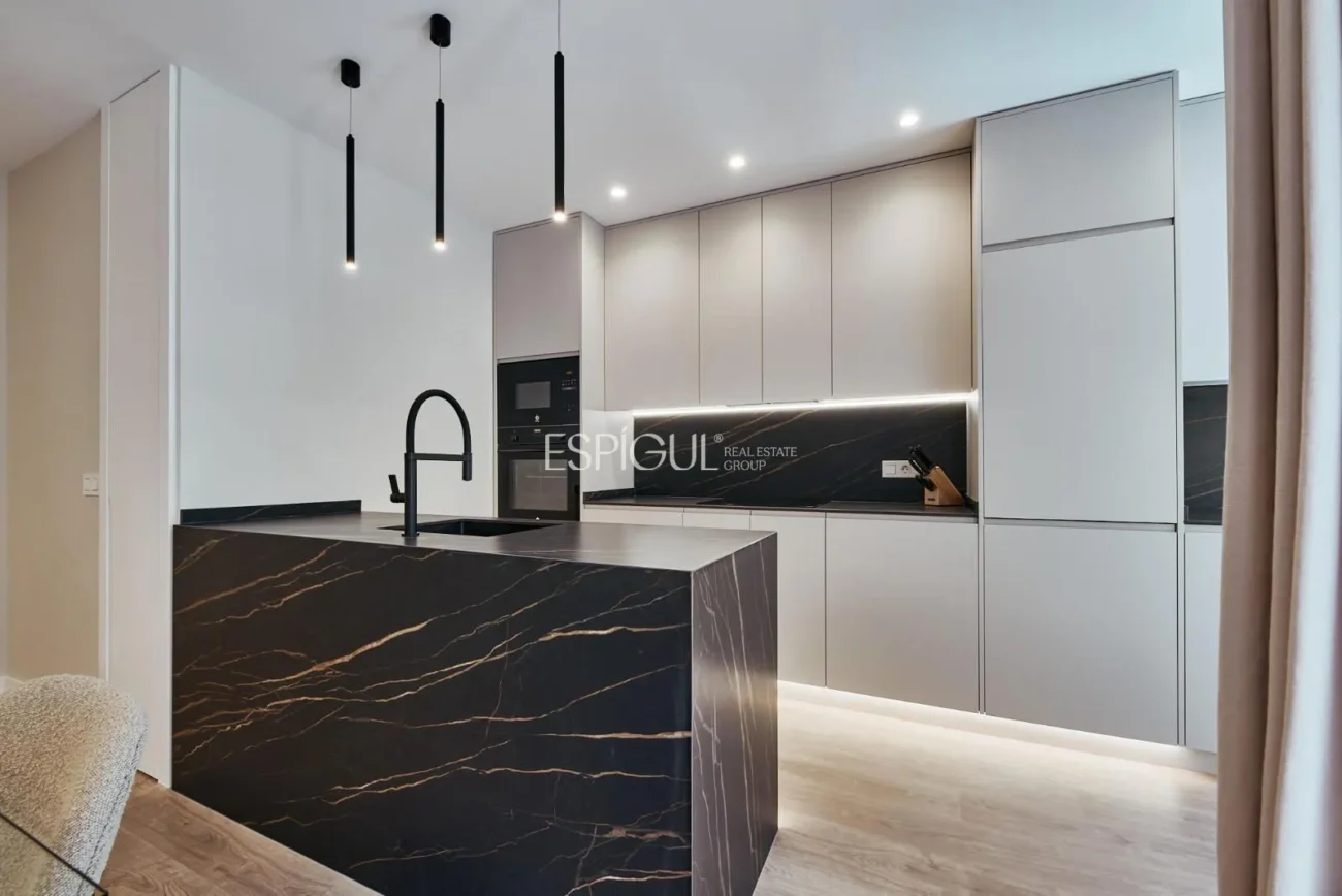 Logement extérieur exclusif dans la rue Alcántara