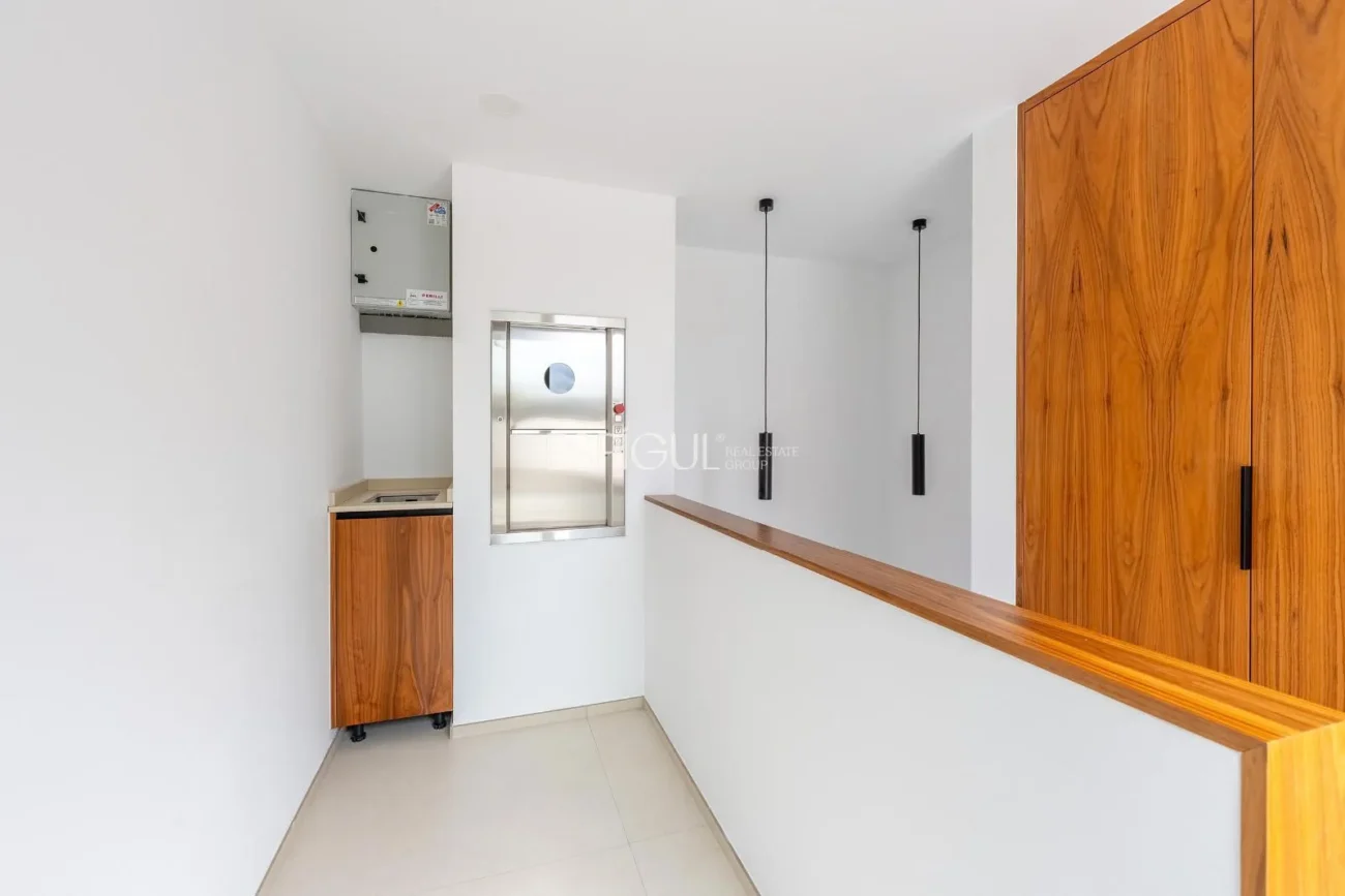 Attique exclusif au centre de Sant Cugat