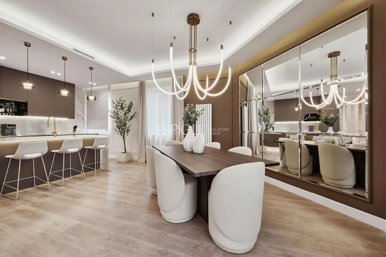 Exclusive Luxury Apartment in Juan Bravo, Salamanca District