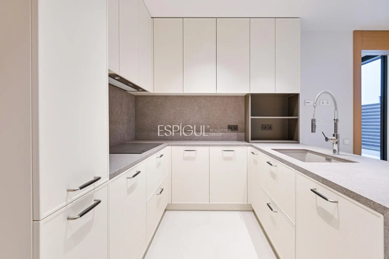 Pis exclusiu d’obra nova amb 104 m² d’espai exterior a Sant Gervasi-Galvany