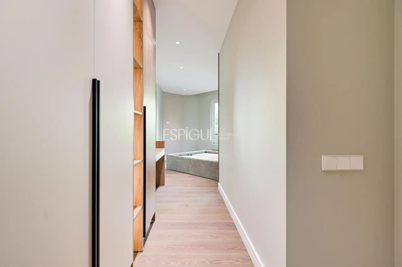 Exclusive Apartment for Sale on Calle Bruc, Barcelona