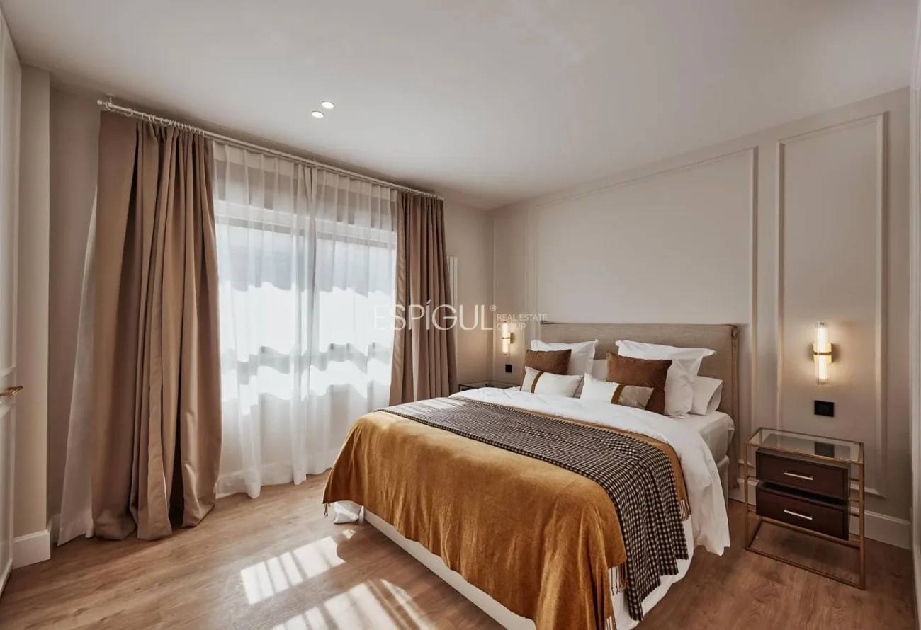 Exclusivo piso exterior en Calle Alcántar, Lista