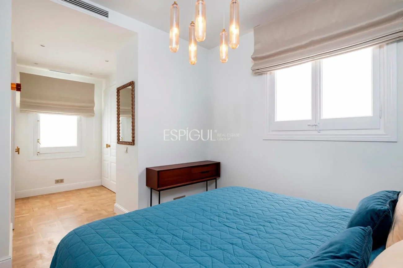 Exquisite Luxury Apartment for Sale in Sant Gervasi
