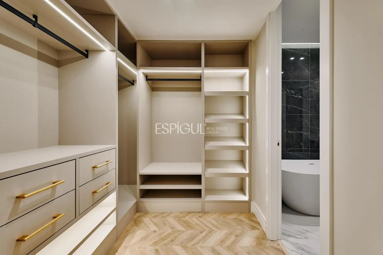 Makellose Wohnung mit Balkon in Diego de León, Stadtteil Salamanca