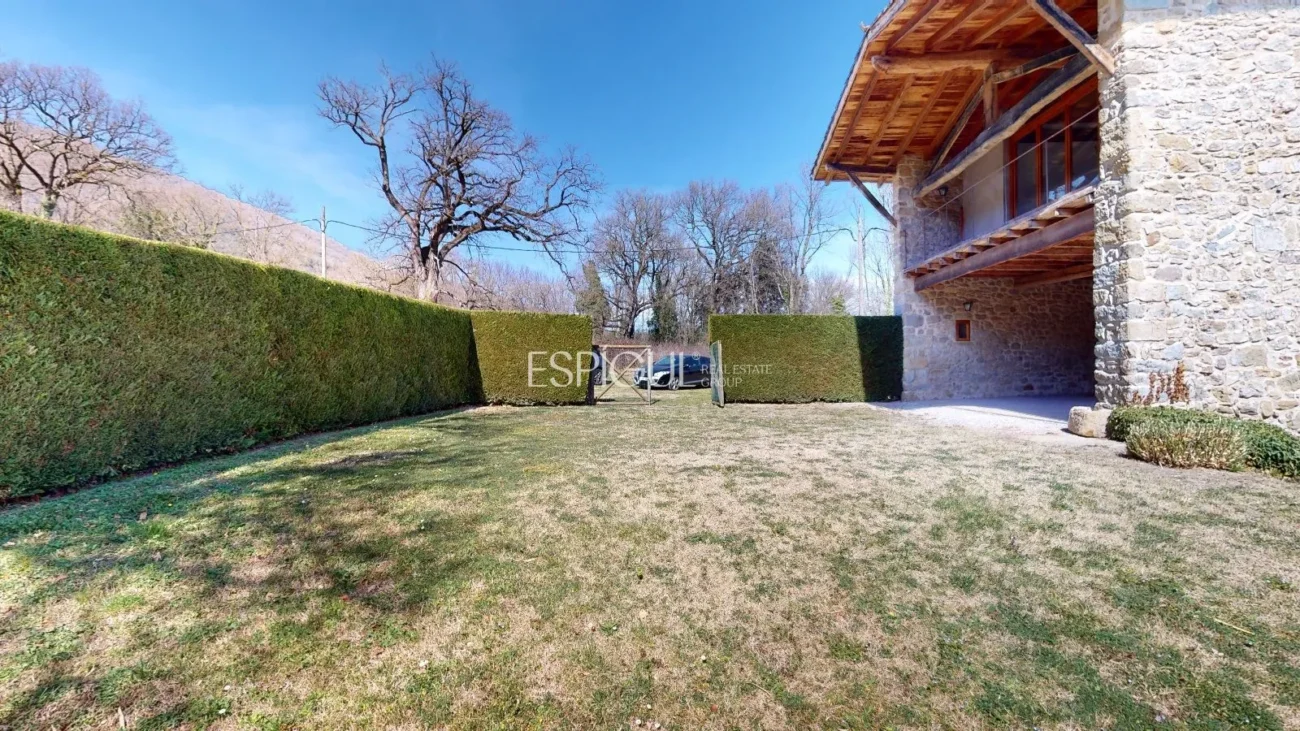 Masia totalment reformada amb encant