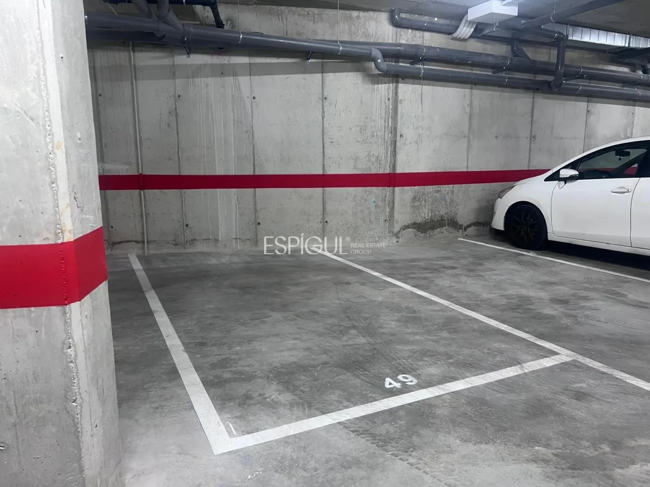 Parkplatz im Zentrum von Fornells de la Selva