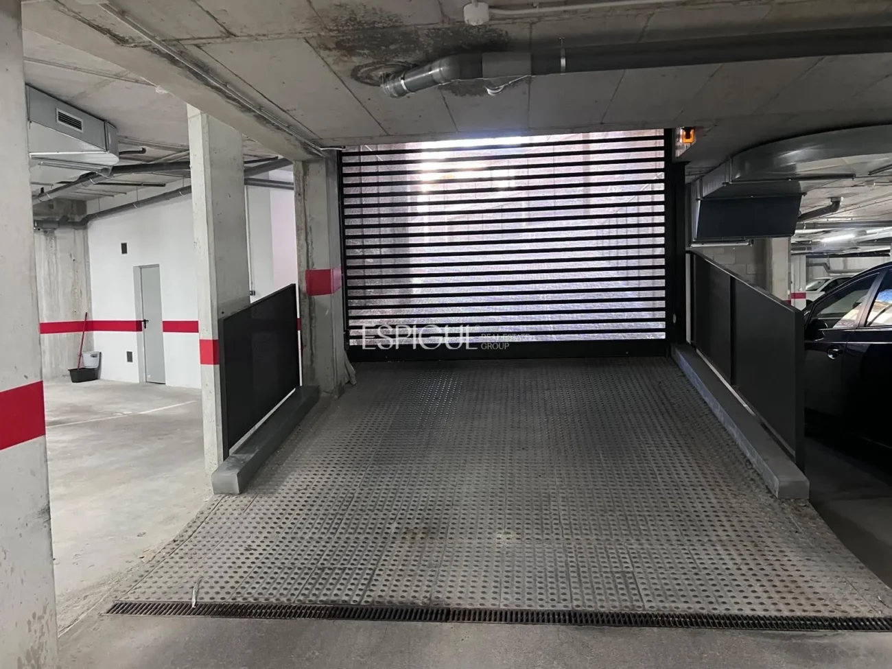 Parkplatz im Zentrum von Fornells de la Selva