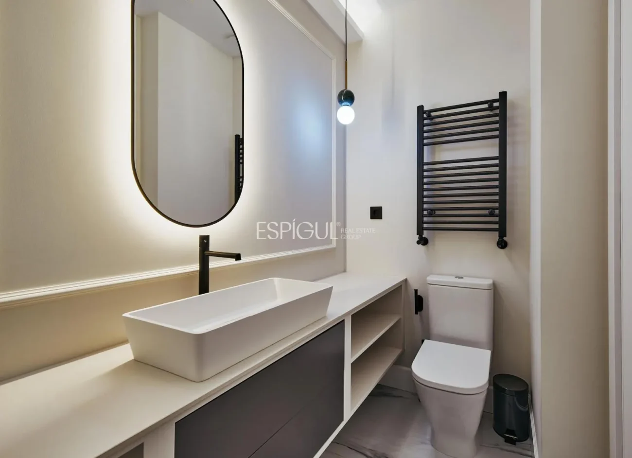 Appartement dans un immeuble avec piscine, Calle General Oraa, Lista