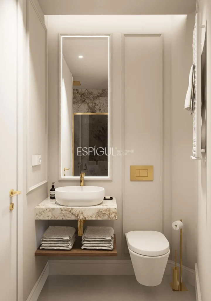 Renovated Apartment for Sale on Calle Padilla, Lista