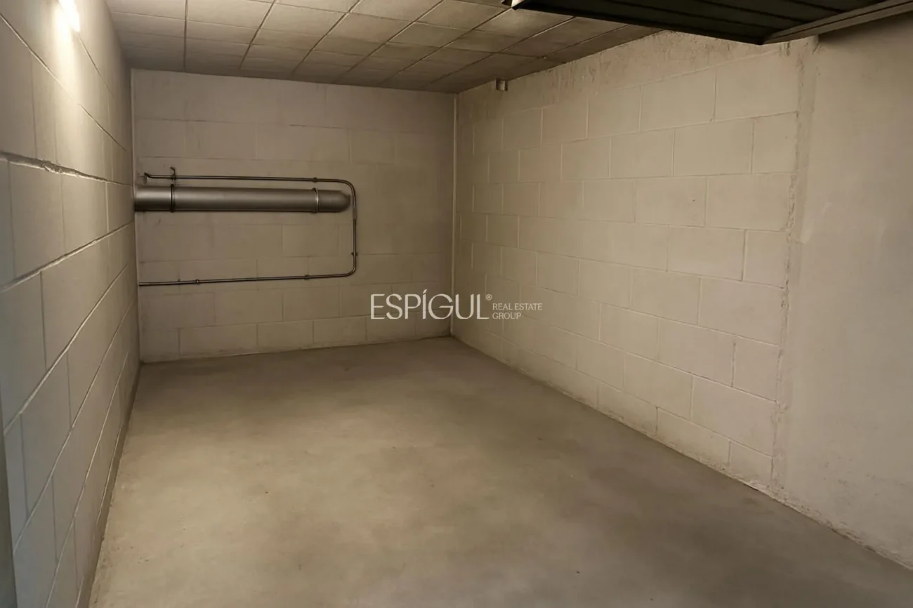 Plaça d’aparcament subterrània en venda a Santa Eugènia