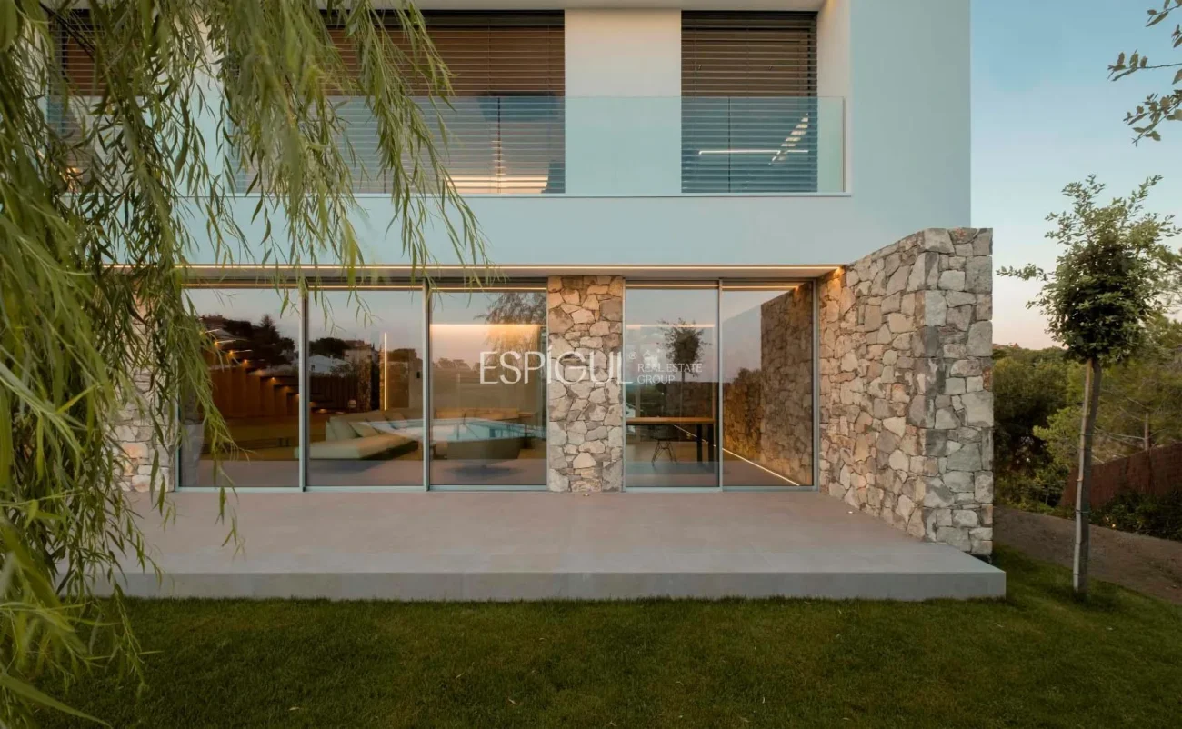 Contemporary Design Residence in Teià with a Pool and Private Garden.