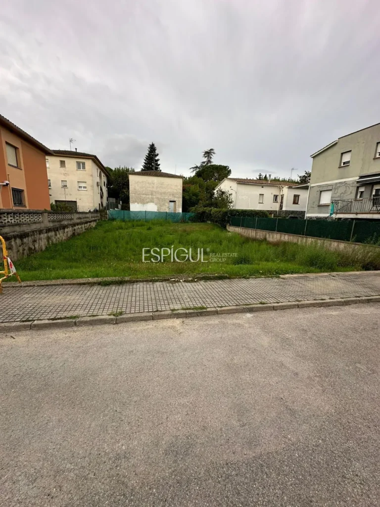 Terrain de 355 mètres carrés à Caldes de Malavella