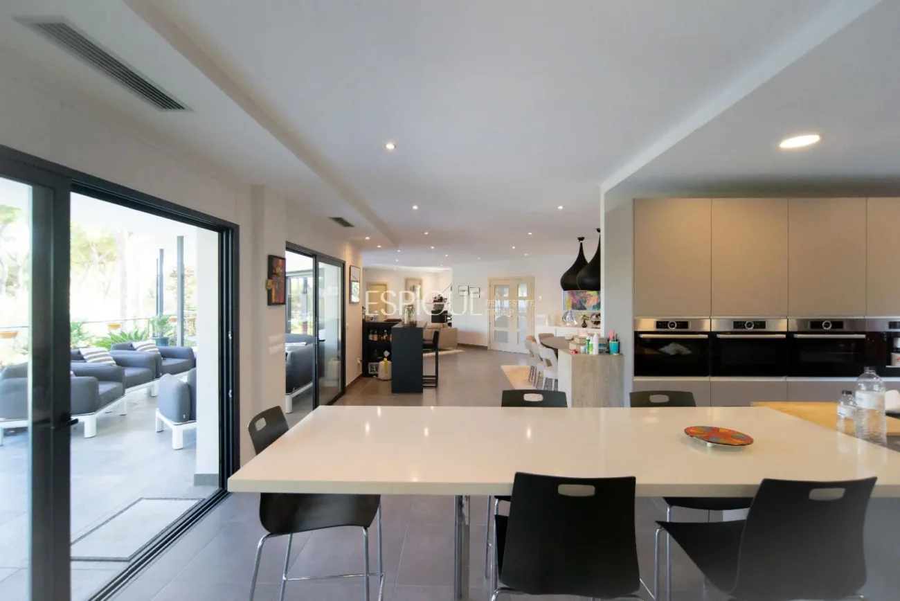 Luxury Villa in Calella De Palafrugell with an Infinity Pool and Panoramic Sea Views