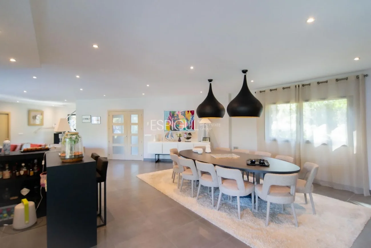 Luxury Villa in Calella De Palafrugell with an Infinity Pool and Panoramic Sea Views