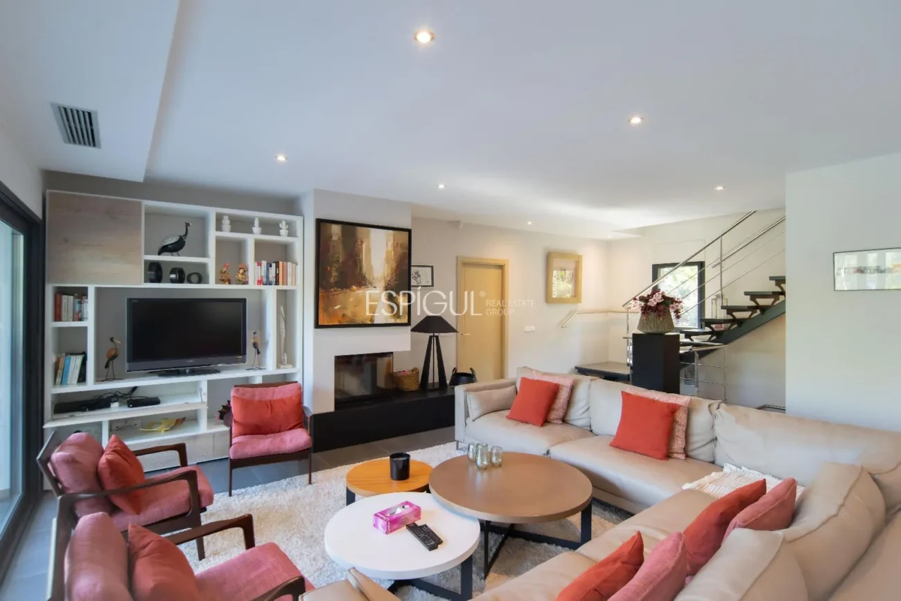 Luxury Villa in Calella De Palafrugell with an Infinity Pool and Panoramic Sea Views