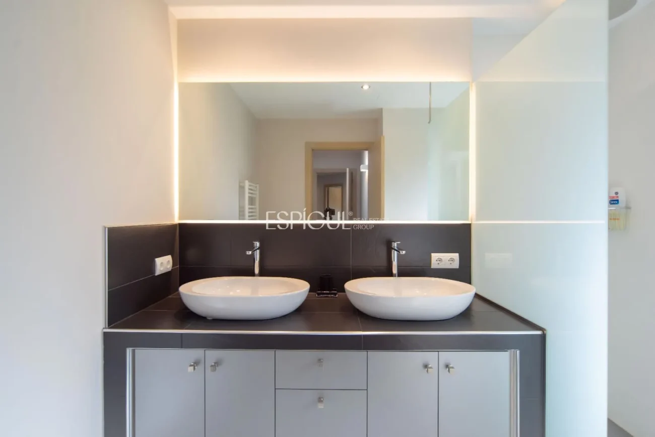 Luxury Villa in Calella De Palafrugell with an Infinity Pool and Panoramic Sea Views