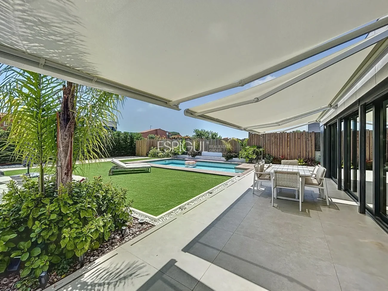 Villa exclusive avec piscine, jardin et finitions de luxe authentique