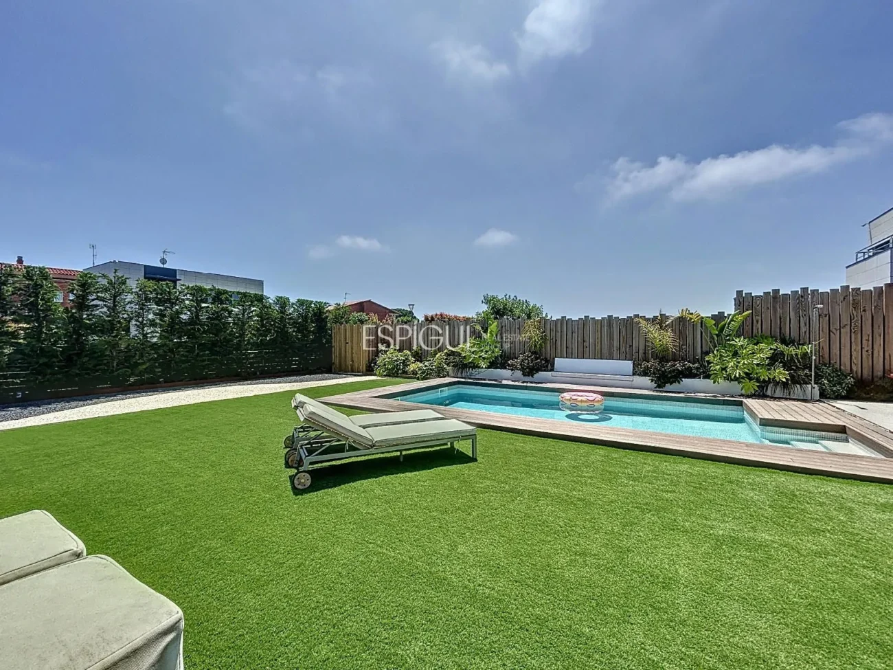 Villa exclusive avec piscine, jardin et finitions de luxe authentique