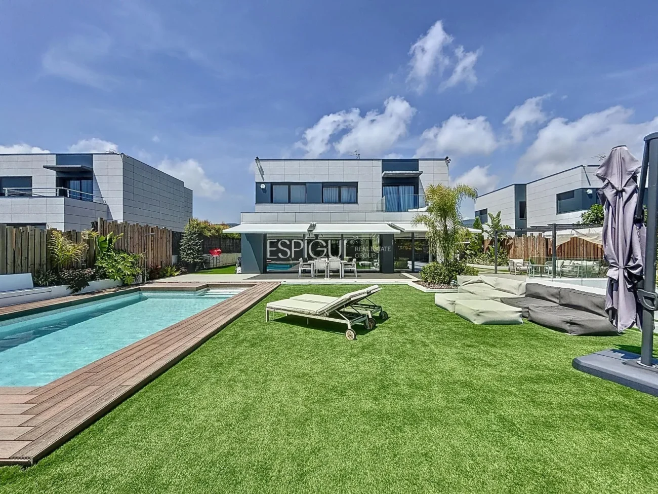 Villa exclusive avec piscine, jardin et finitions de luxe authentique