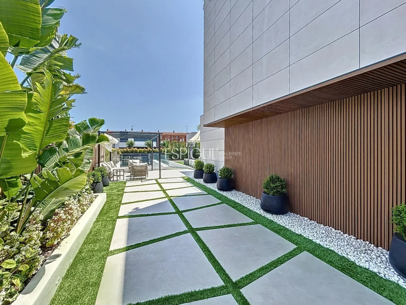 Villa exclusive avec piscine, jardin et finitions de luxe authentique