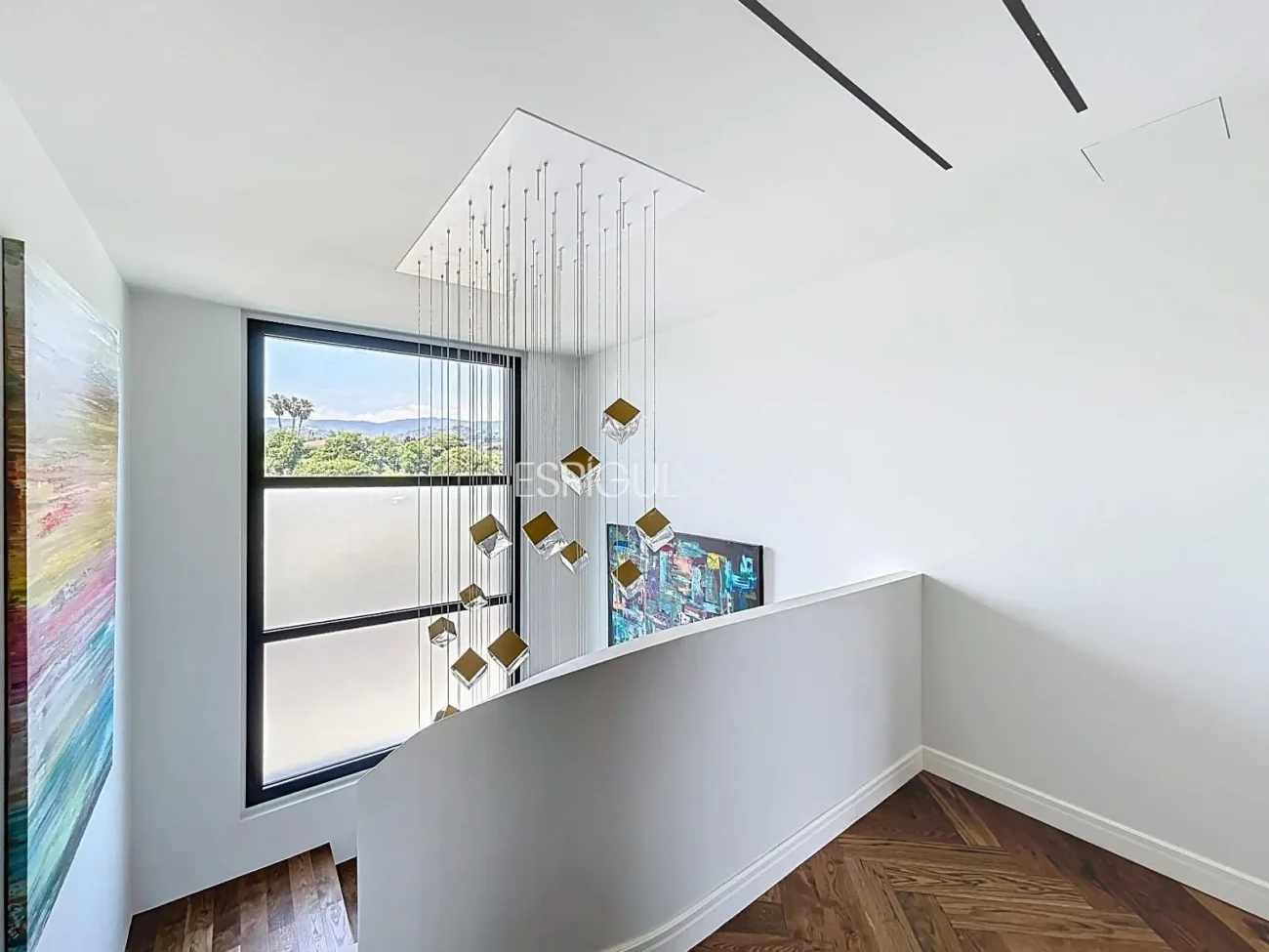 Villa exclusive avec piscine, jardin et finitions de luxe authentique