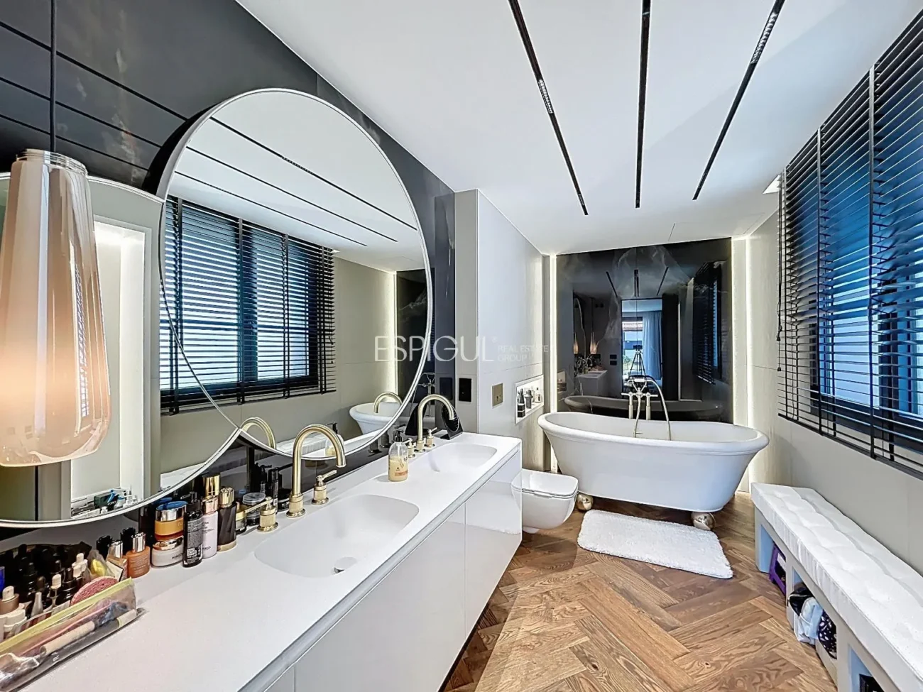 Villa exclusive avec piscine, jardin et finitions de luxe authentique